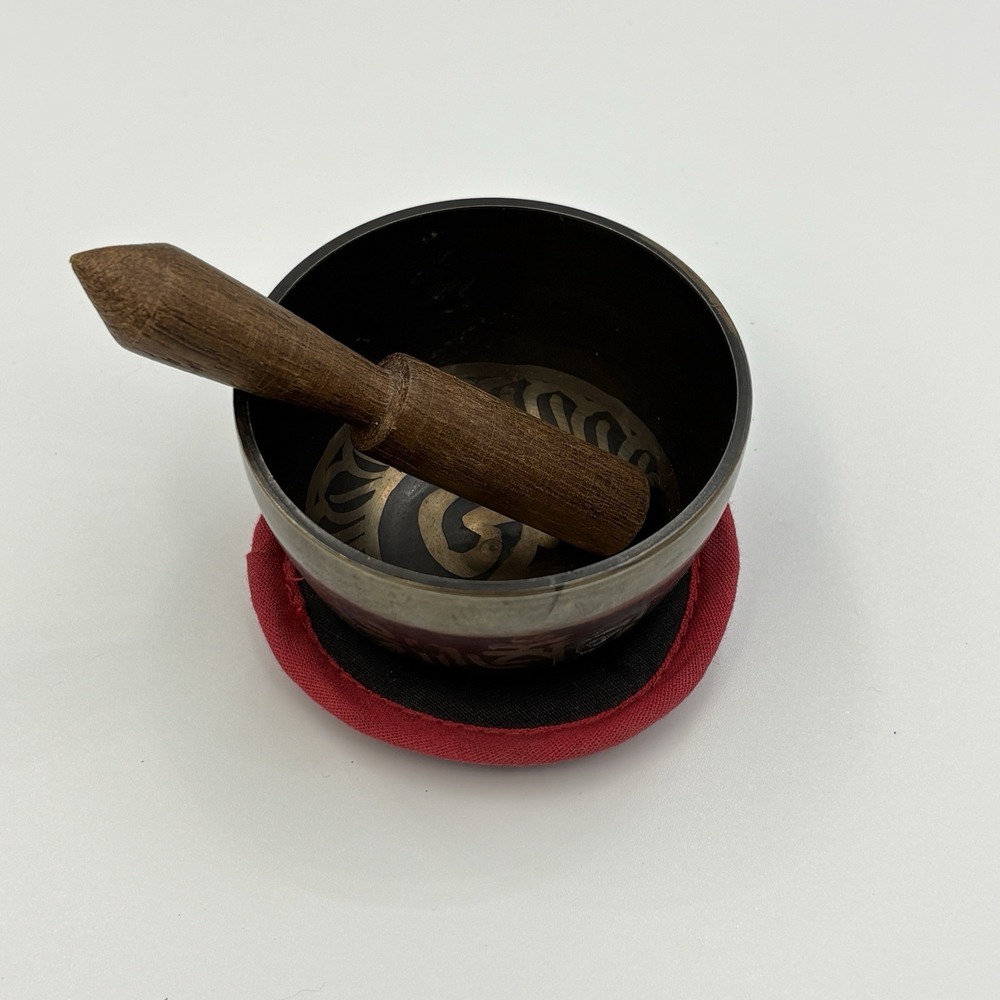 Tibetan Singing Bowl Brass Meditation Sound Healing Om Mantra Mallet Boho - Picture 4 of 6